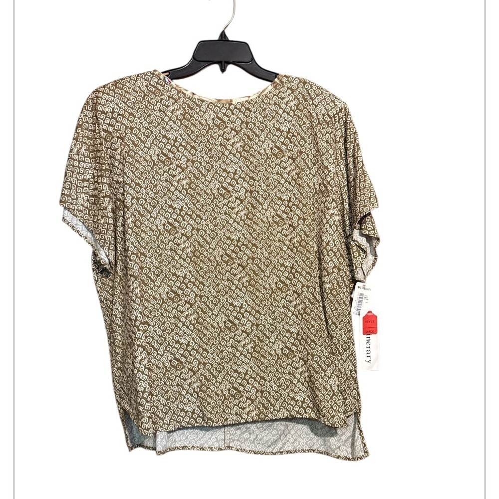 Itinerary Dillards  Patterned  Top new size Large New